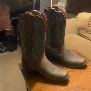 Justine cowboy boots